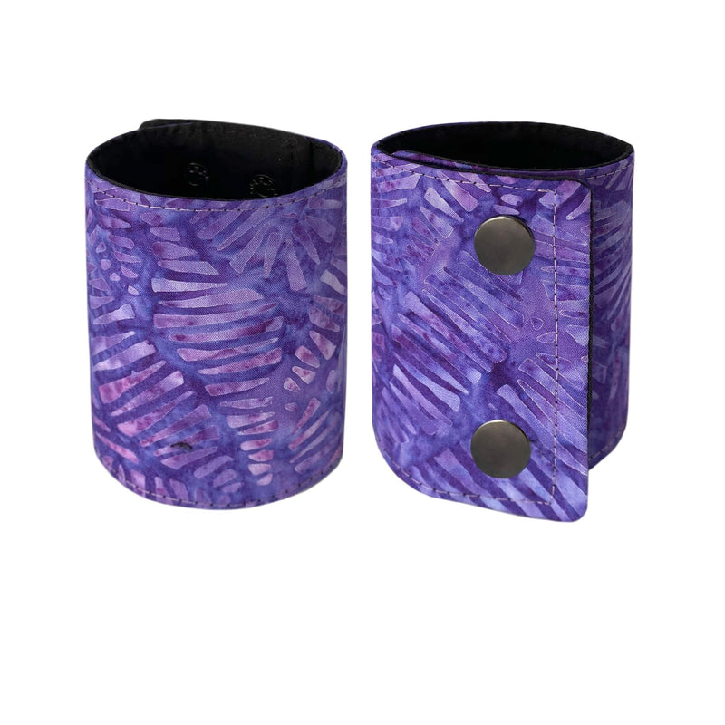 Buy Online High Quality, Beautiful and Stylish Purple Handmade Batick Wrist Wallet - SoFree Creations