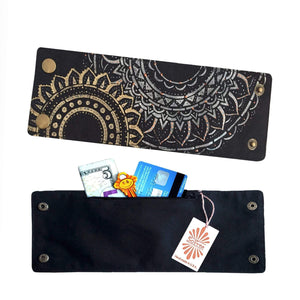 SoFree Creations Wrist Wallet Wrist Pouch Holder for Ladies - Black Mandala Wrist Wallet