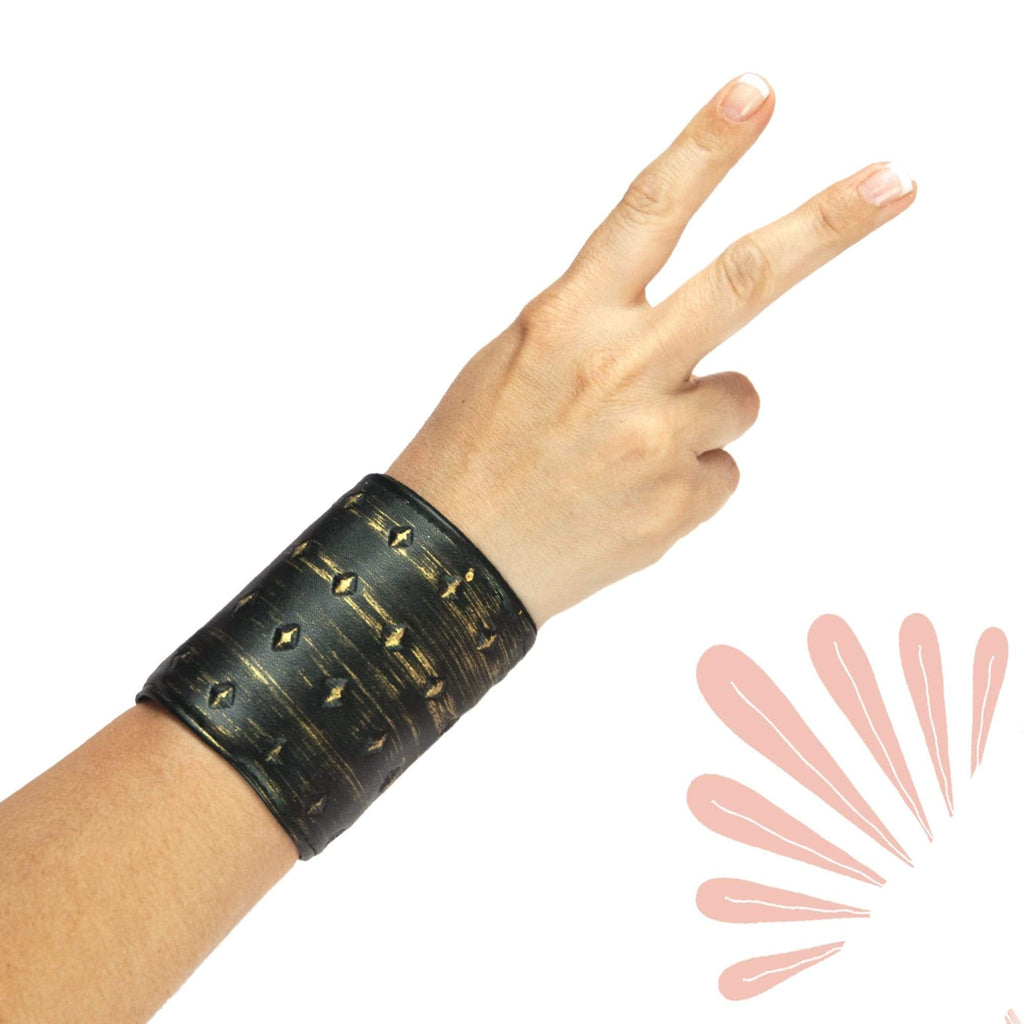 Buy Online High Quality, Beautiful and Stylish Rocker Wrist Wallet - SoFree Creations
